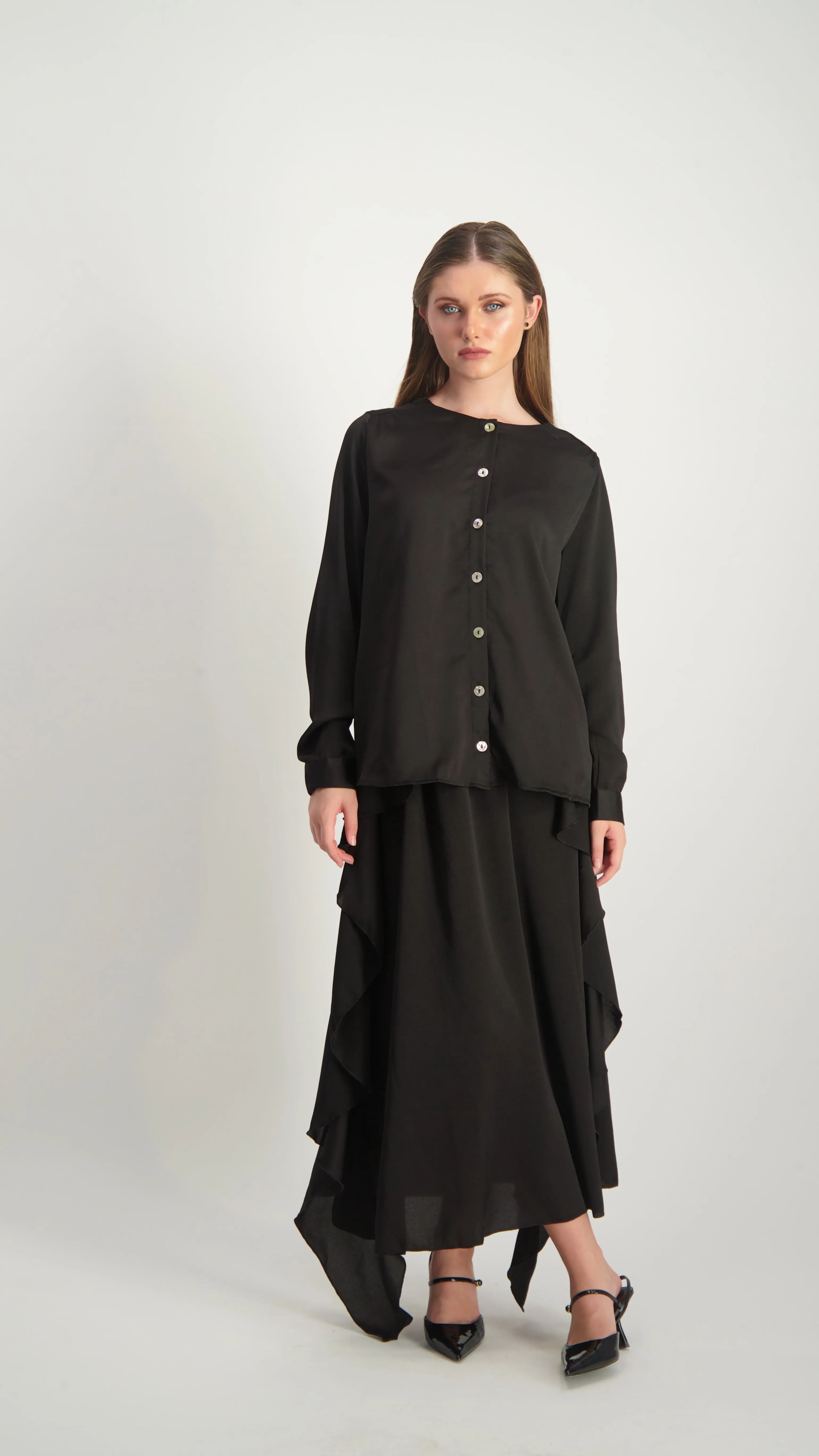 Elegant Button Shirt / Black