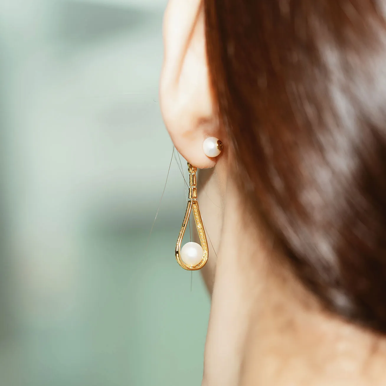 Elegant Freshwater Pearl Earrings WE00378