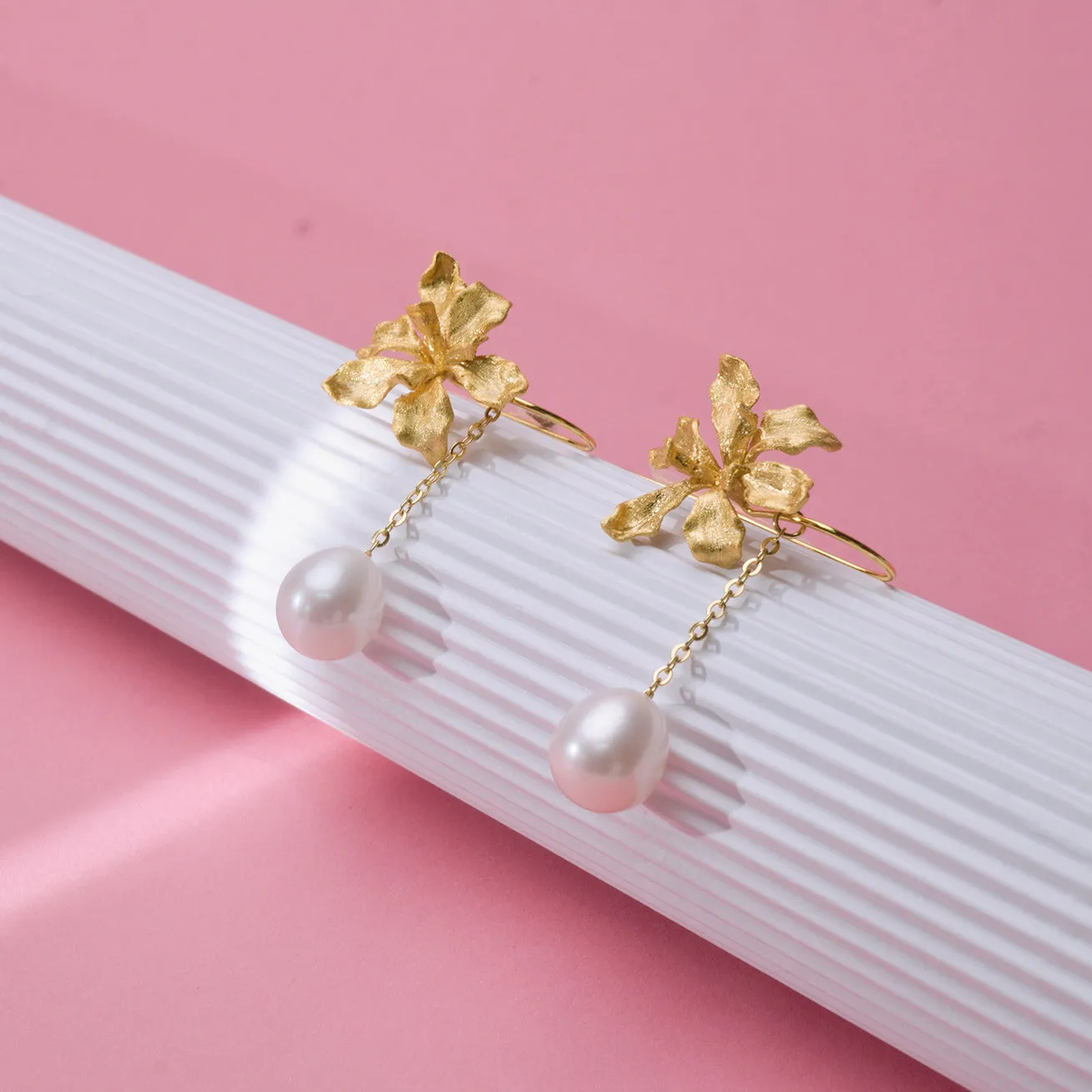 Elegant Freshwater Pearl Earrings WE00456 | Vanda Miss Joaquim