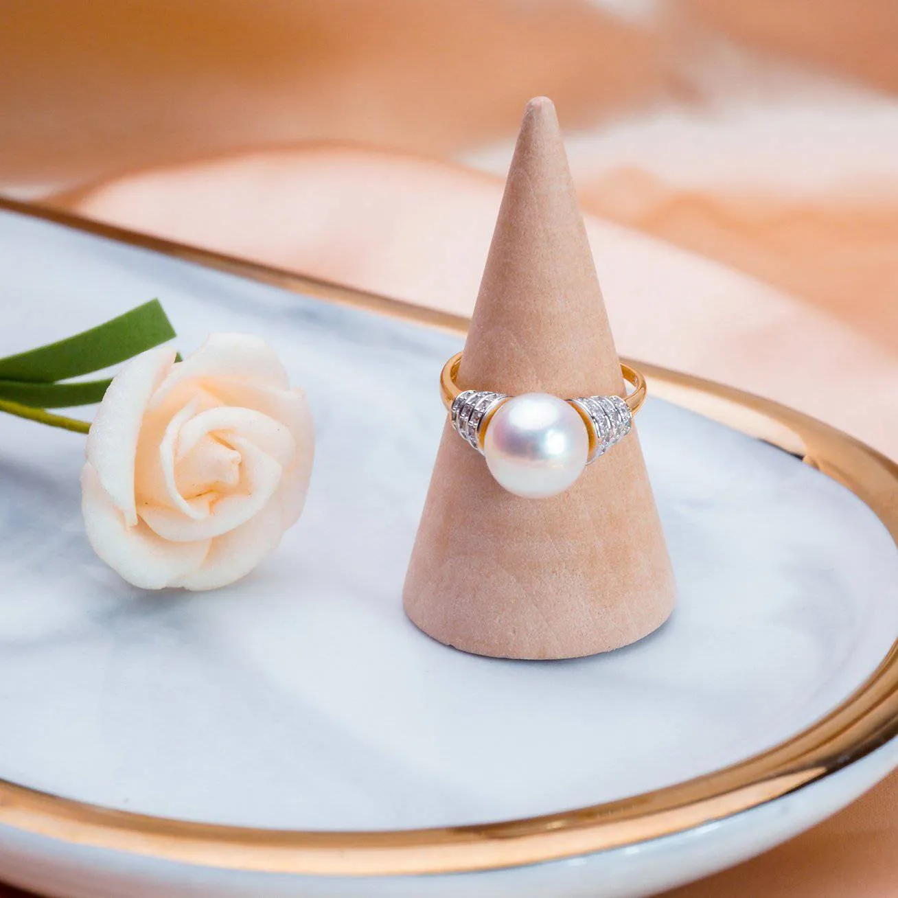 Elegant Freshwater Pearl Ring WR00020