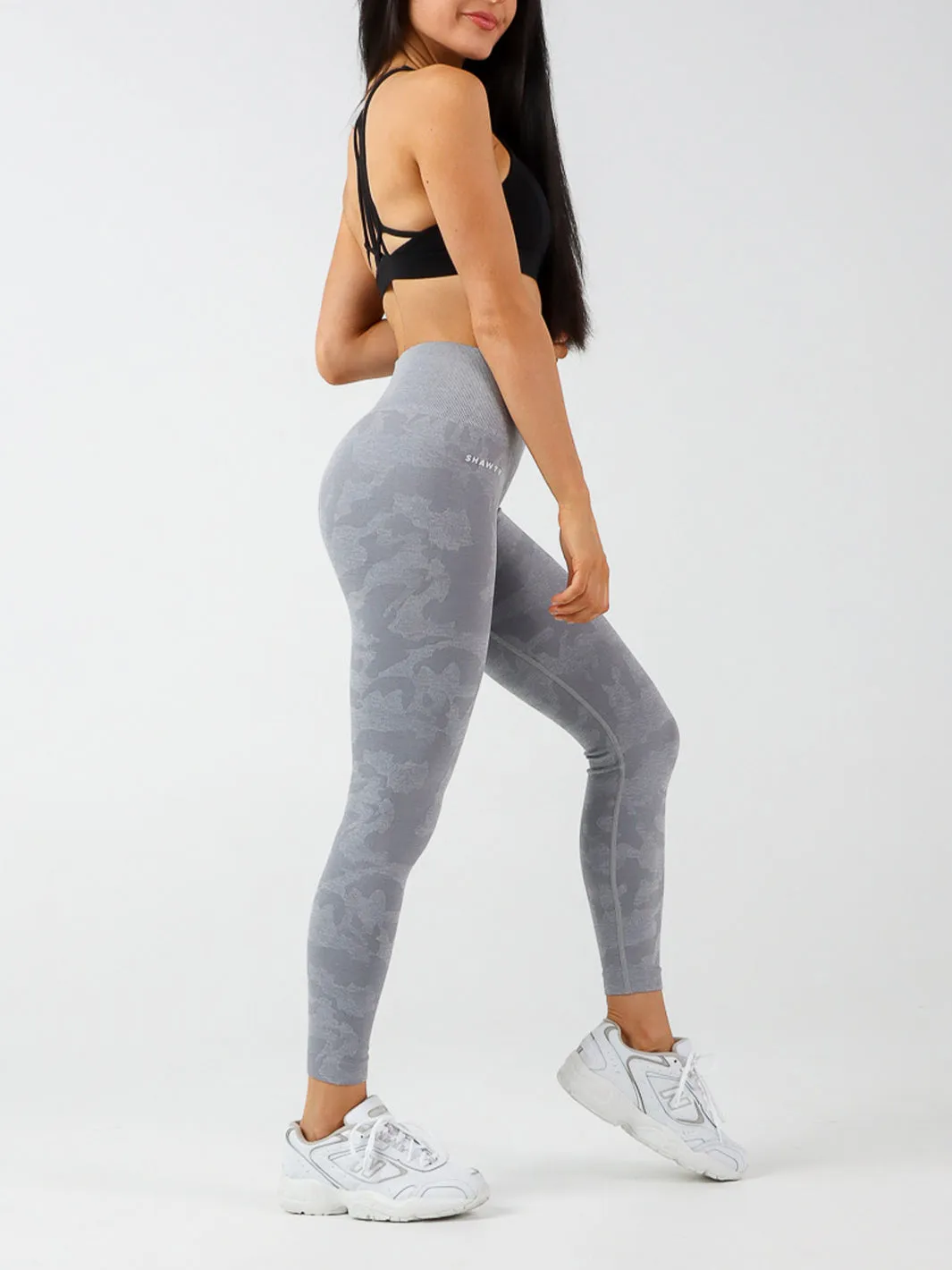 Seamless Camo Leggings