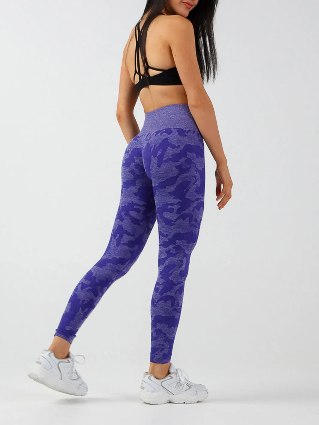 Seamless Camo Leggings