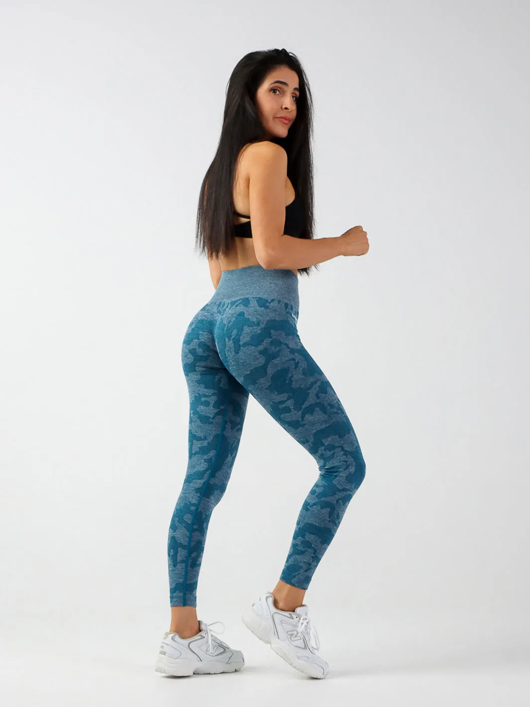 Seamless Camo Leggings