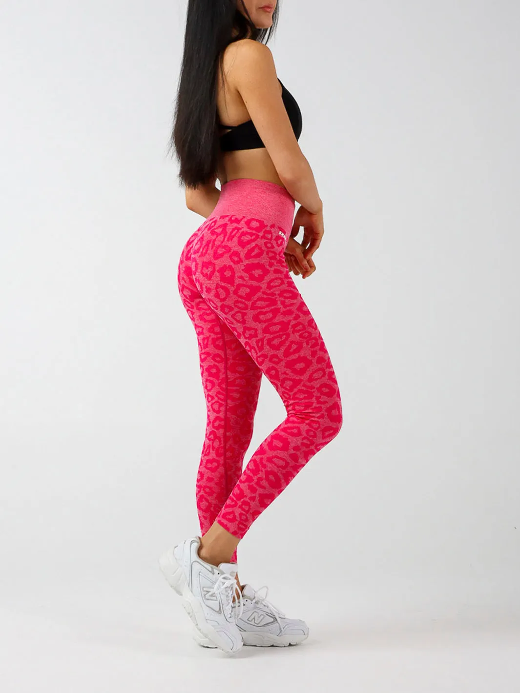 Seamless Leopard Leggings