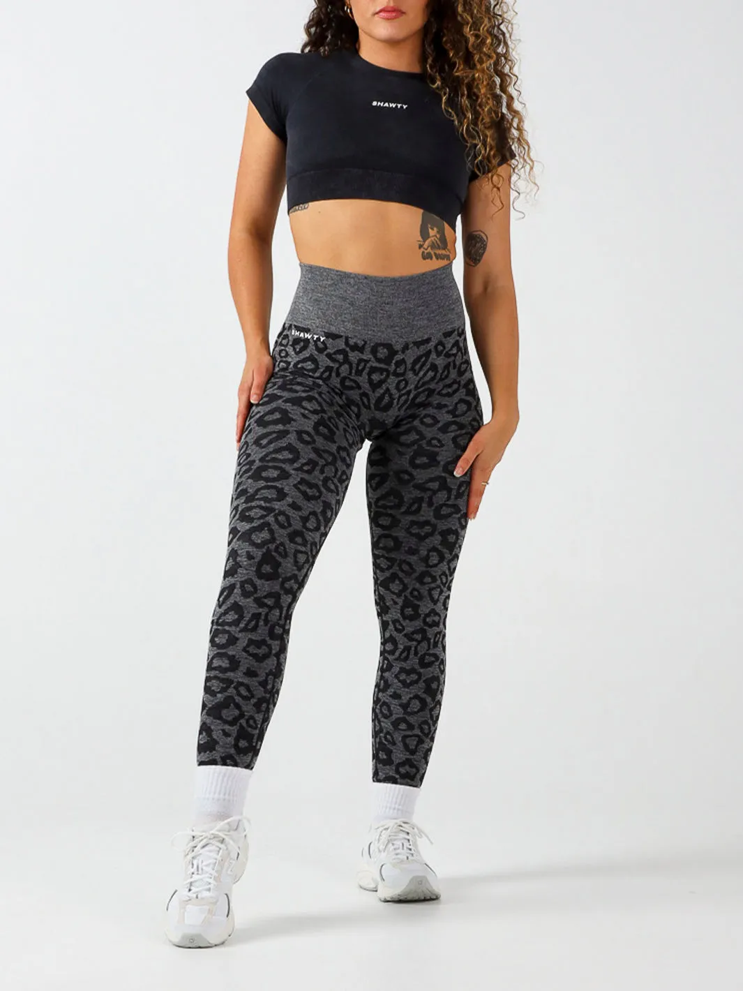 Seamless Leopard Leggings