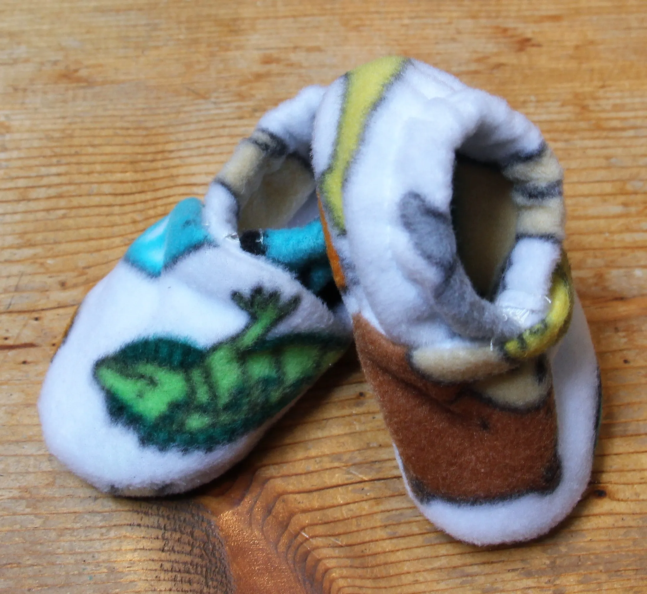 Wolfe Fleece Baby Booties