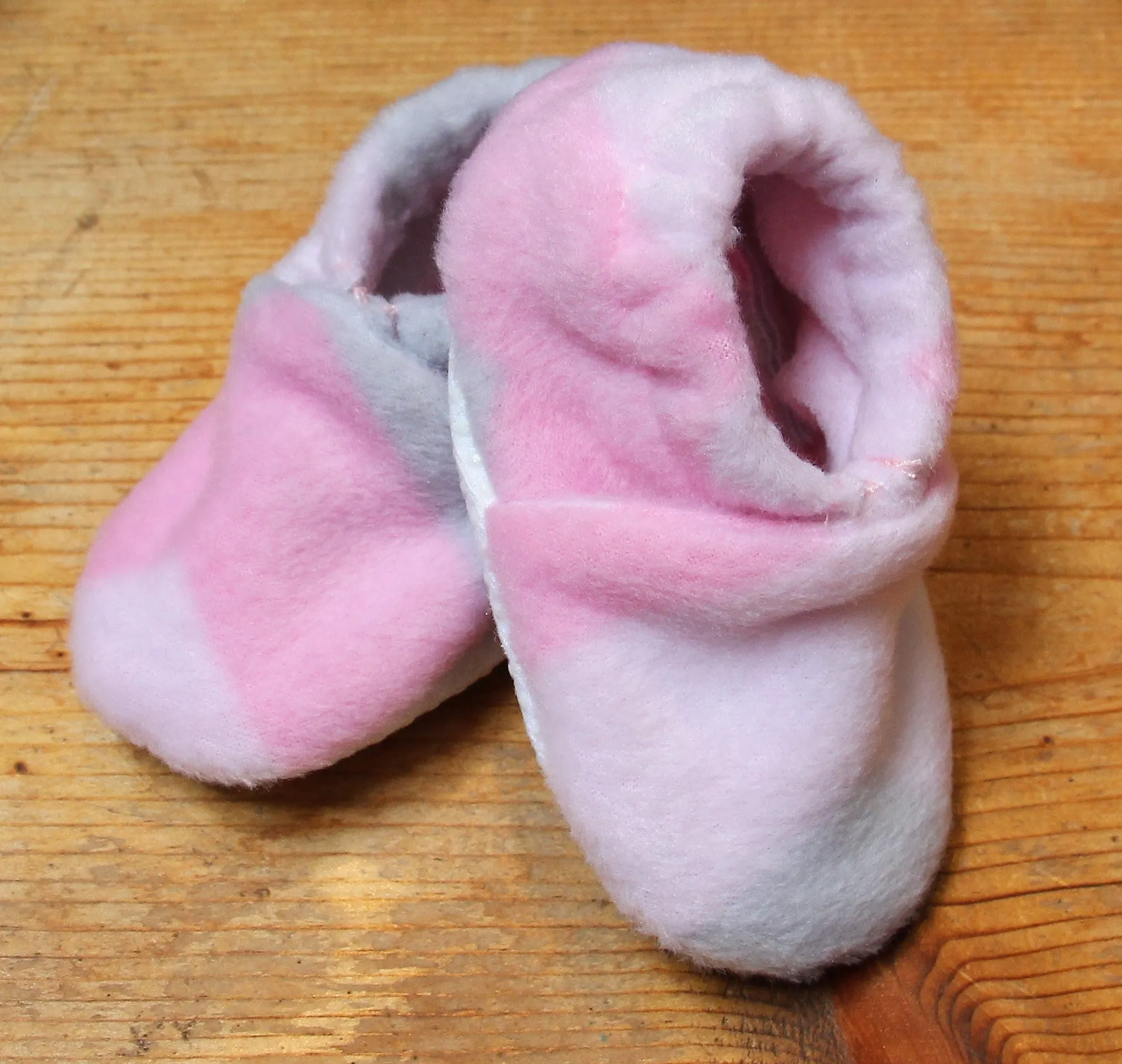 Wolfe Fleece Baby Booties